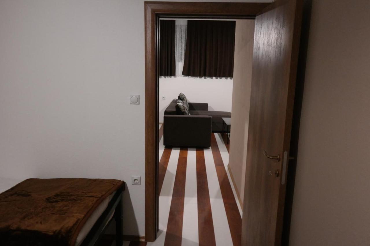 Villa Family Kumanovo Luaran gambar