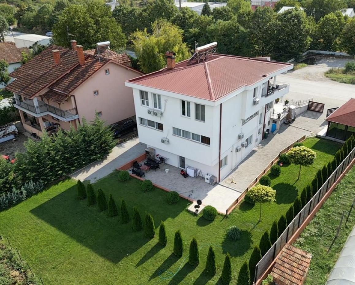 Villa Family Kumanovo Luaran gambar